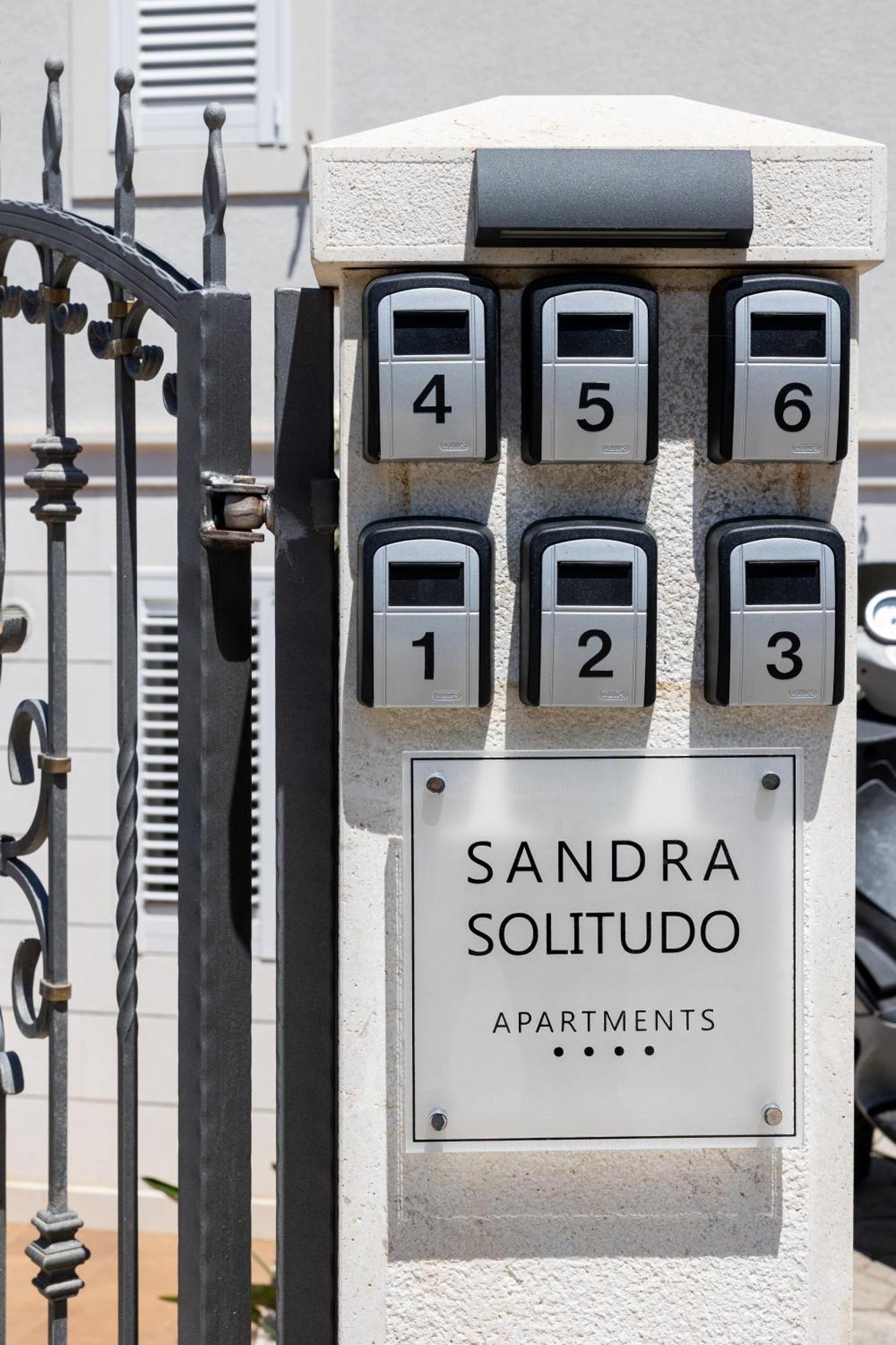 Apartments Sandra Solitudo II Дубровник Екстер'єр фото